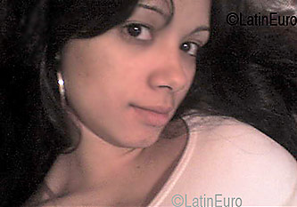 Date this cute Brazil girl Valeria from SERRANA B3148