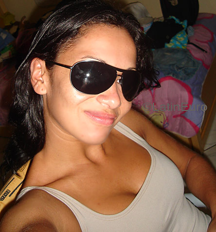 Date this funny Brazil girl Lidiana from PORTO VELHO B4374