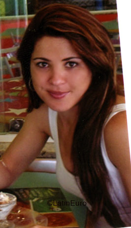 Date this delightful Brazil girl Arminda from BETIM B4890