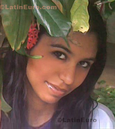 Date this funny Brazil girl Lucy from Fortaleza B492