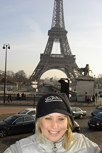 Date this funny Brazil girl Adriana from  B495