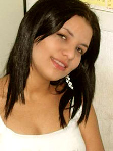 Date this voluptuous Brazil girl Aline from FORTALEZA B5229