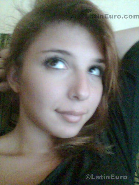 Date this voluptuous Brazil girl Jeniffer from Rio de Janeiro B629