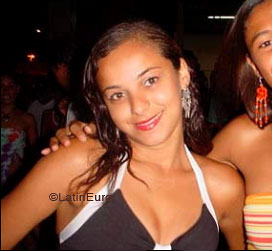 Date this delightful Brazil girl Cristina from FEIRA DE SANTANA B6958