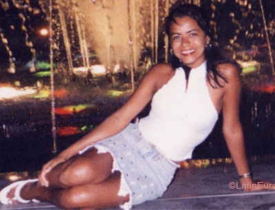 Date this attractive Brazil girl Joelma from ARACAJU B6962