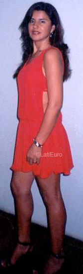 Date this attractive Brazil girl Lucinda from FORTALEZA B7930