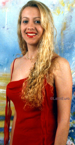 Date this stunning Brazil girl Denise from PORTO ALEGRE B8137