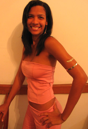 Date this fun Brazil girl Patricia from LAURO DE FREITAS B8542