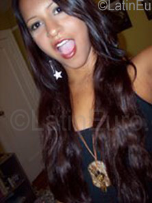 Date this sensual Brazil girl Andreia from Porto Velho B972