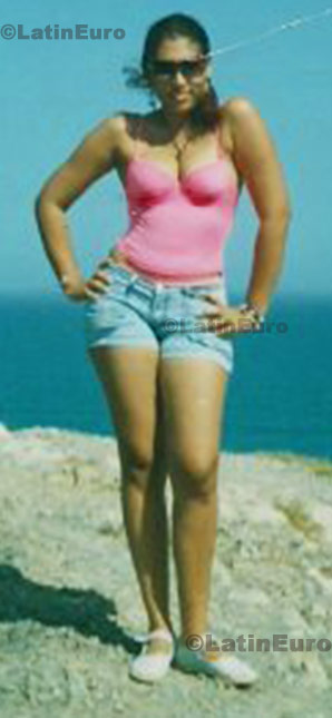 Date this young Colombia girl Eileen from Valledupar C8194