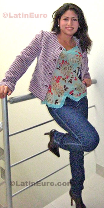 Date this hard body Peru girl Margarita from Lima N-1083