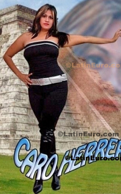 Date this happy Mexico girl Gabriela from Cancun N-1088