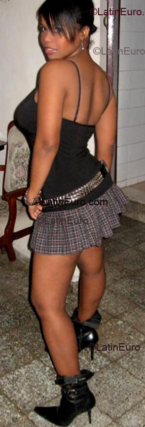 Date this tall Dominican Republic girl Jairin from Santo Domingo N-19