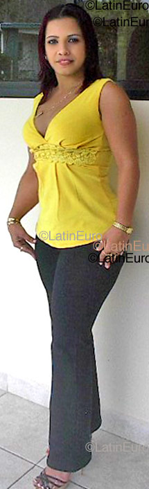 Date this gorgeous Panama girl Ericka from  N-224