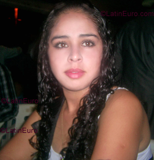 Date this stunning Mexico girl Cinthia from  N-276