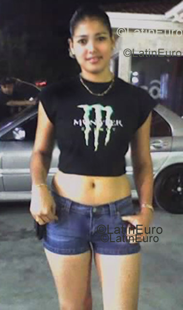 Date this fun Honduras girl Kimberly from San Pedro Sula N-288