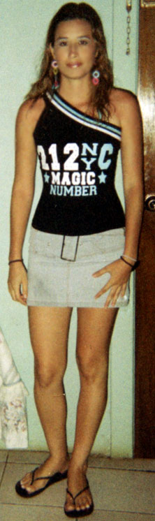 Date this sensual Honduras girl Gesselle from  N1575