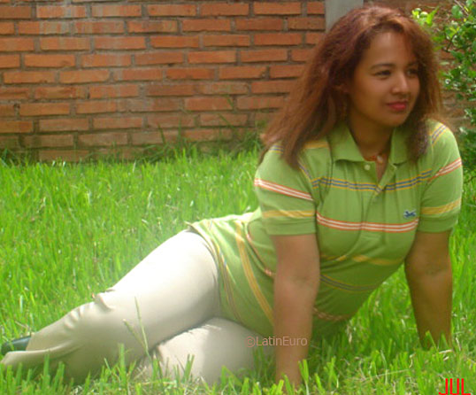 Date this attractive Honduras girl Luzy from Tegucigalpa N1632