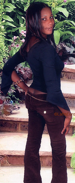 Date this stunning Jamaica girl Shelly from  N2053