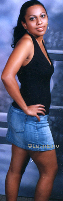 Date this foxy Honduras girl Irma from Yoro N2203