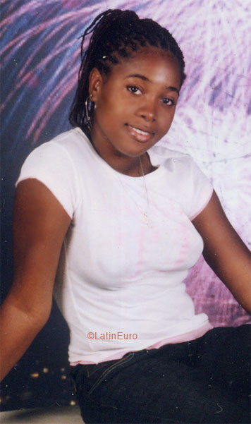 Date this georgeous Jamaica girl N2257 from Montego Bay N2257