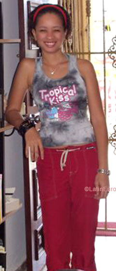 Date this good-looking Mexico girl Leonor from Santo Domingo N2352