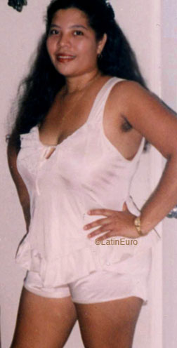 Date this lovely Panama girl Hilda from  N2689