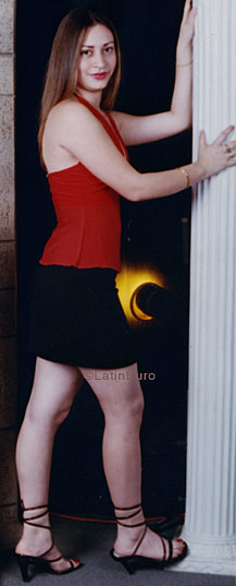 Date this hot Honduras girl Kelly from Tegucigalpa N2778