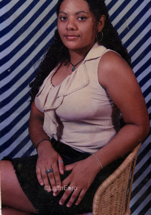 Date this young Honduras girl Marlynn from Roatan N3031