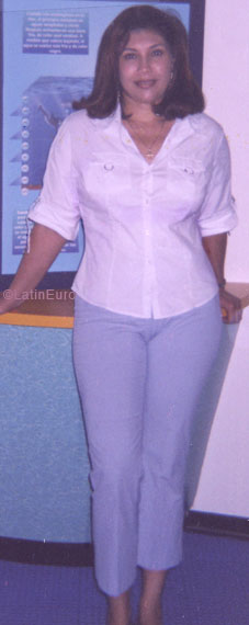 Date this stunning Honduras girl Maria from Tegucigalpa N3291