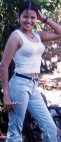 Date this delightful Honduras girl Delsy from Choluteca N3394