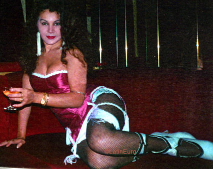 Date this voluptuous Spain girl Renata from  N3554