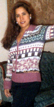 Date this attractive Peru girl Ursula from Lima N3575