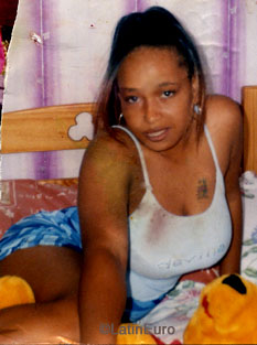 Date this lovely England girl Cassandra from  N3611