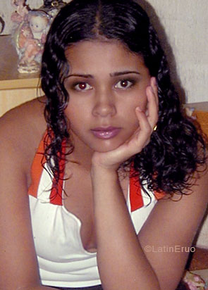 Date this foxy Brazil girl Samara from GOIANIA B6798