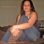 red-hot Brazil girl San from Uberlandia BR3863