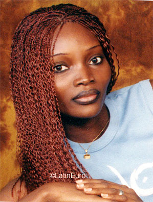 Date this happy Ivory Coast girl Marie from Abidjan N3660