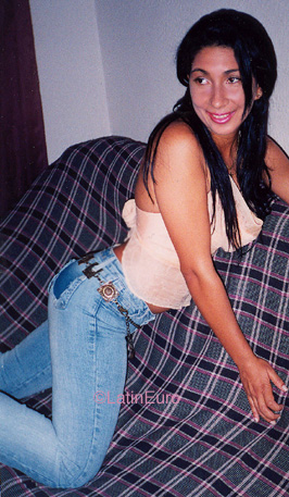 Date this exotic Brazil girl Cristiane from RIO DE JANEIRO B9971