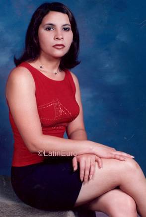 Date this beautiful Honduras girl Karen from San Pedro Sula N3777