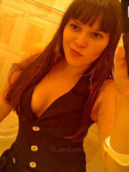 Date this tall Brazil girl Jessica from Campinas BR60