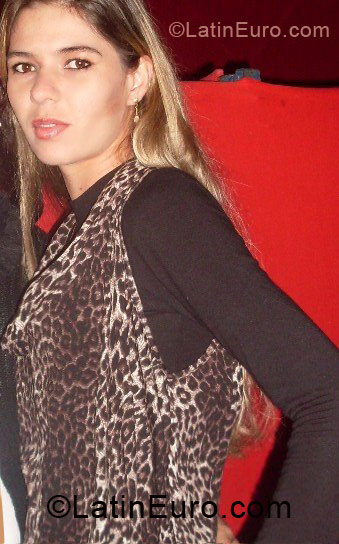 Date this pretty Brazil girl Rode Cristina from Rio Das Pedras BR264