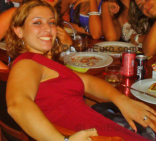 Date this stunning Brazil girl Serlayne Marins from Itaborai BR413