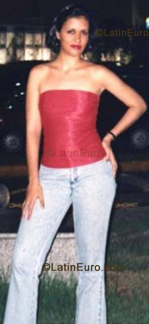 Date this charming Brazil girl Talita from Recife BR482