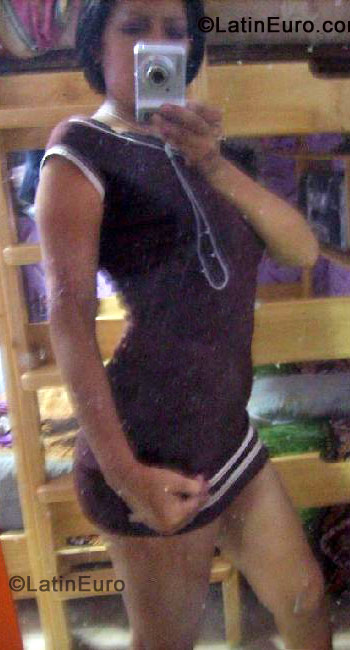 Date this pretty Peru girl Maria Luisa from Lima PE69