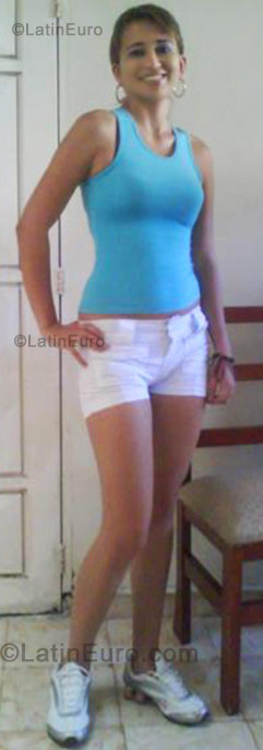 Date this sensual Colombia girl Leydi from Aranjuez CO542