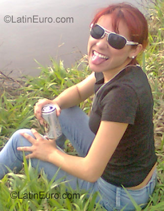 Date this foxy Brazil girl Gisele from Ortigueira BR855