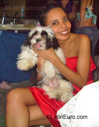 Date this athletic Brazil girl Dalila from Santo Andre BR937