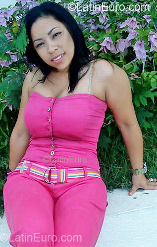 Date this stunning Dominican Republic girl Liariza from La Vega DO763