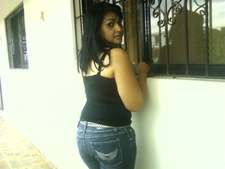 Date this exotic Dominican Republic girl Evelyn from Santiago DO926