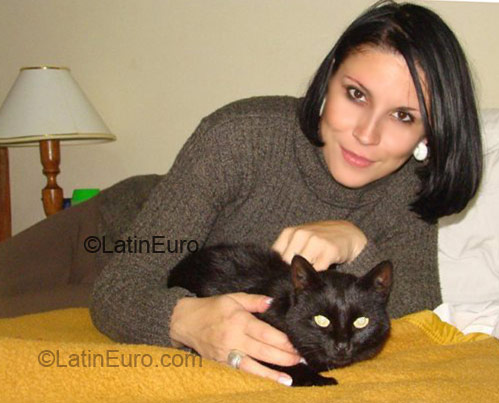 Date this sensual Brazil girl Samantha from Canoas BR1142